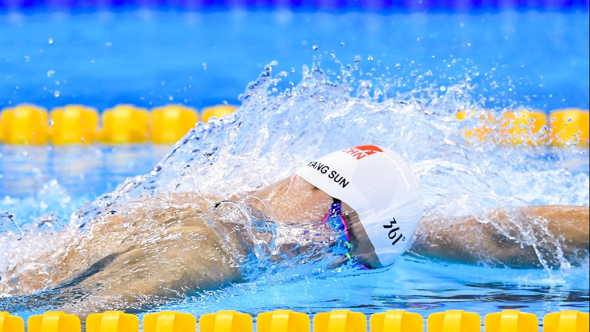 “马拉松+城市景观摄影大赛” 最佳照片评选成附加亮点