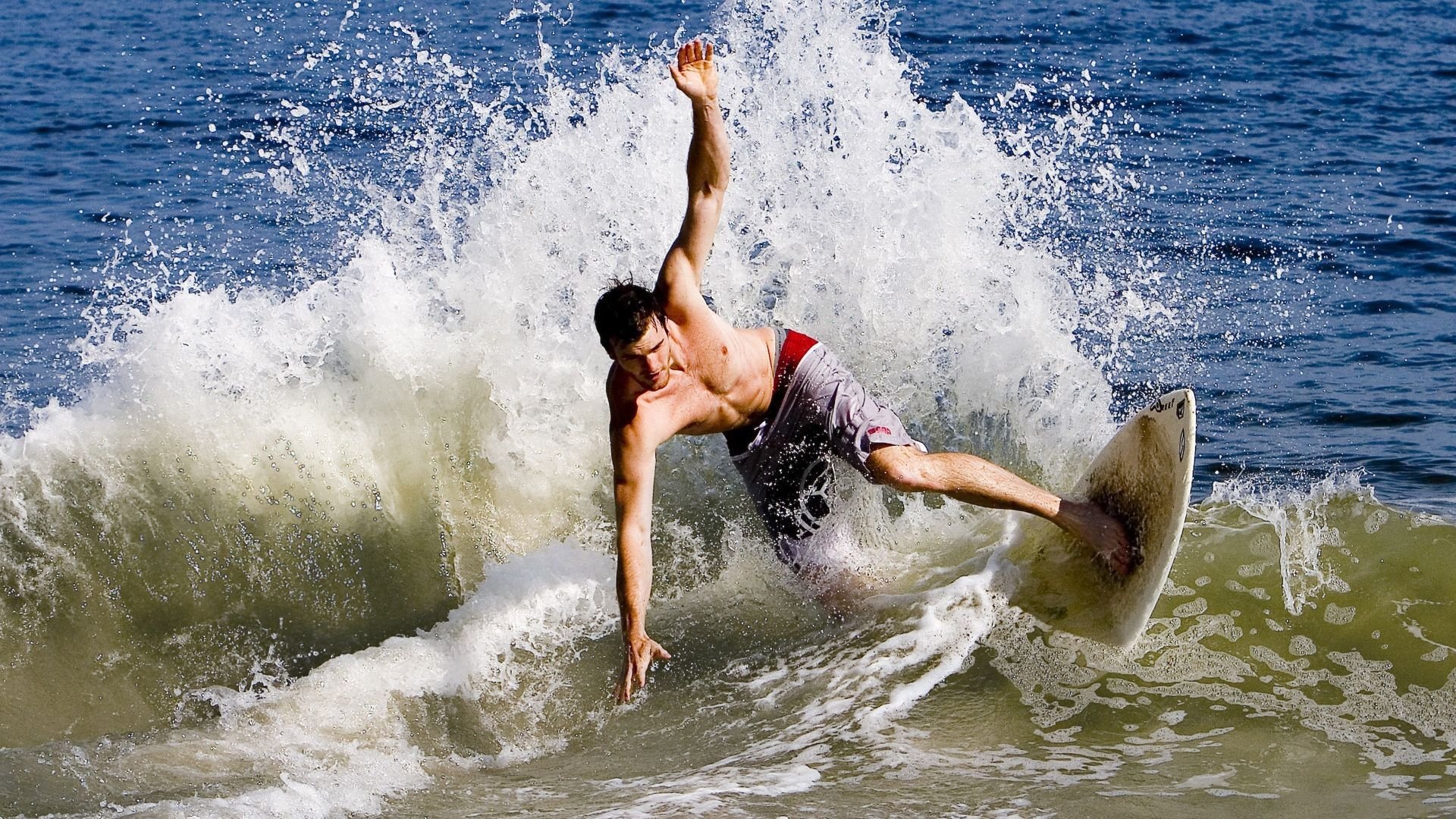 “运动康复师治愈案例挑战赛” 各自展示典型康复故事