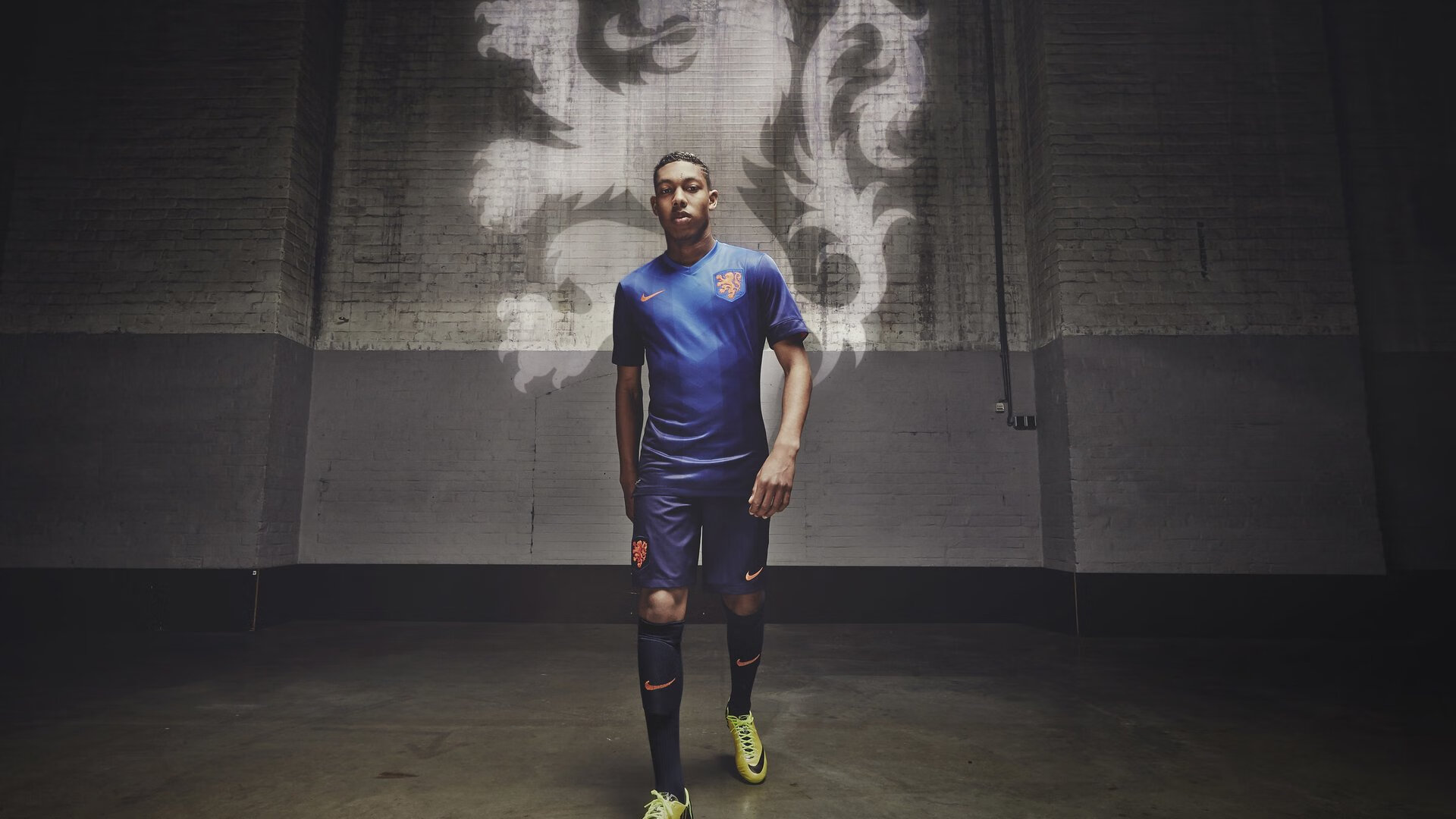 综合体育系“毕业赛季告别赛” 老队长含泪谢幕