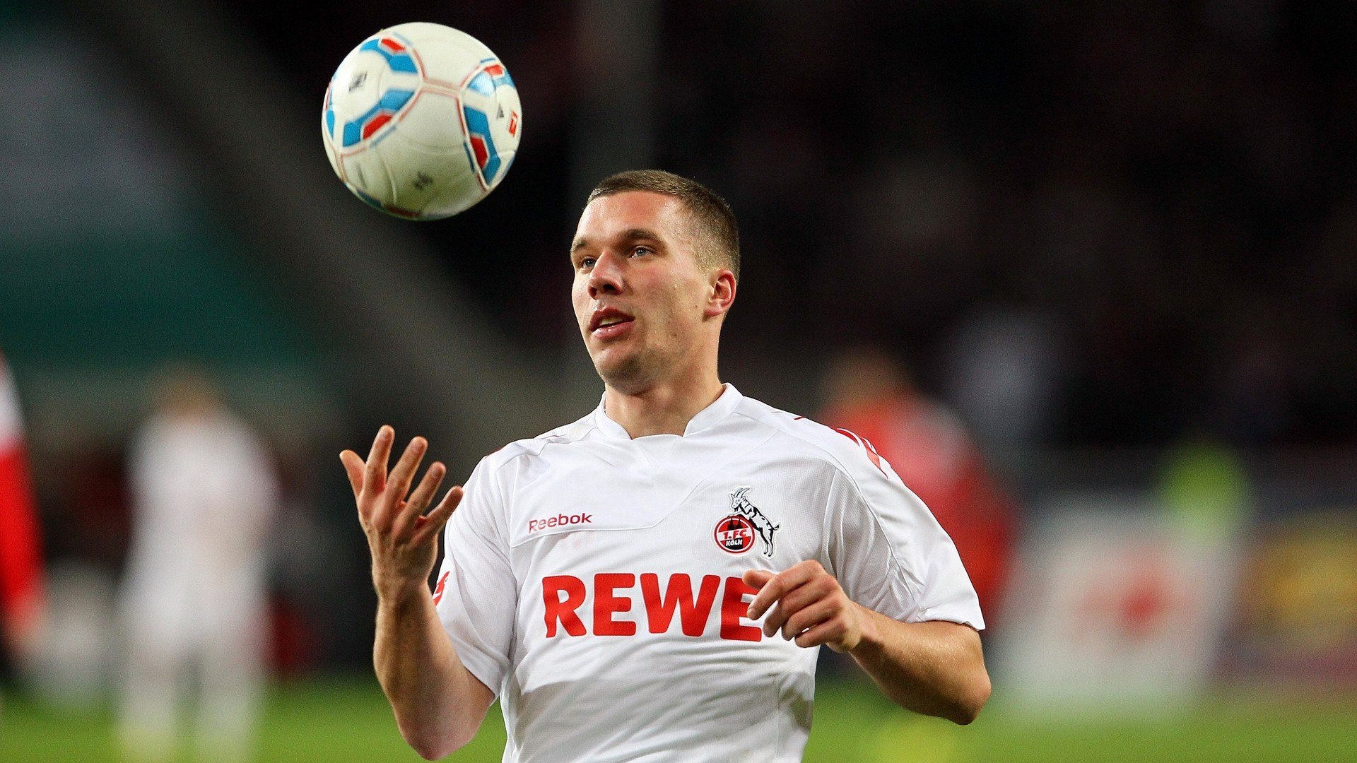 综合体育系“毕业赛季告别赛” 老队长含泪谢幕